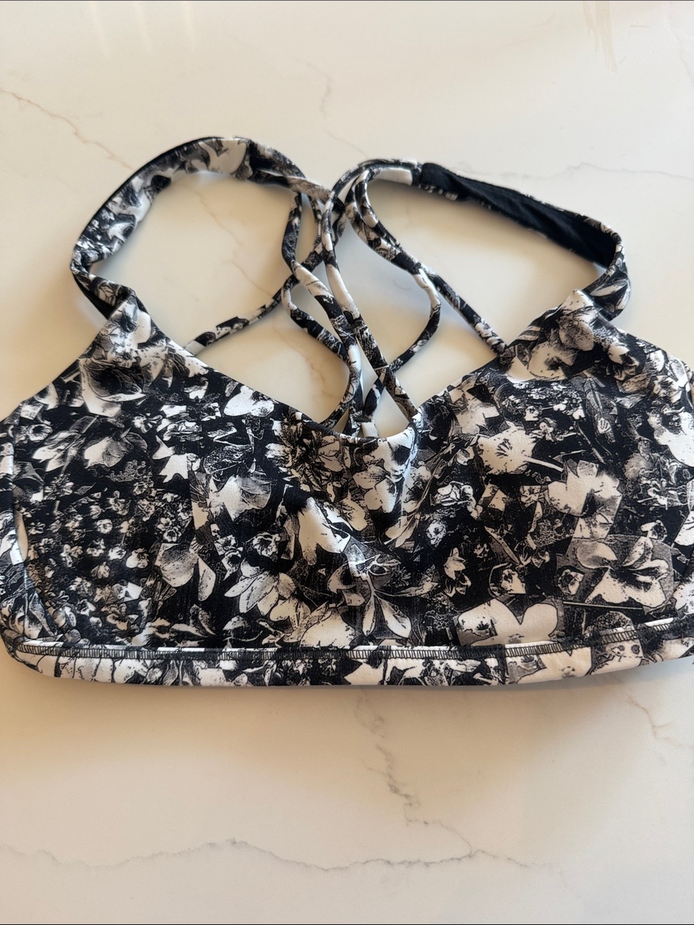 Women's Lululemon  Floral Strappy Bralette - Black & White